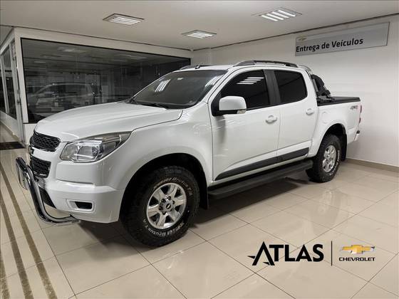 CHEVROLET S10 2.8 LT 4X4 CD 16V TURBO DIESEL 4P MANUAL CHEVROLET S10 2.8 LT 4X4 CD 16V TURBO DIESEL 4P MANUAL
